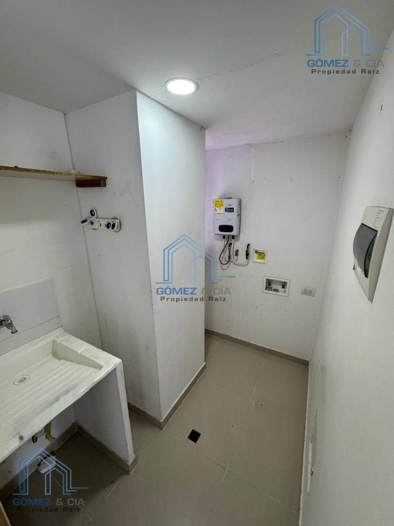 Apartamento en venta en Loma Del Esmeraldal, Envigado · foto 7 de 23