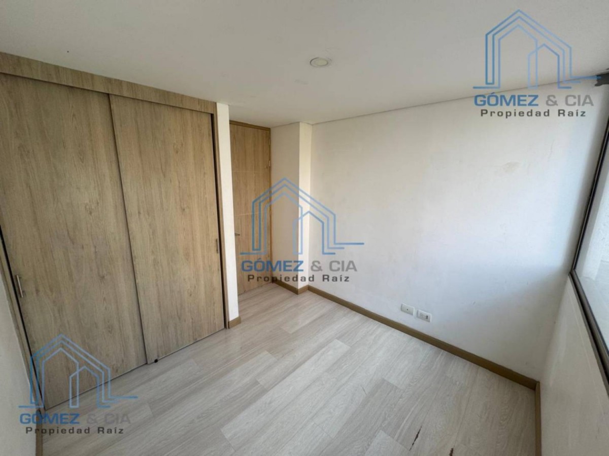 Apartamento en venta en Loma Del Esmeraldal, Envigado · foto 14 de 23