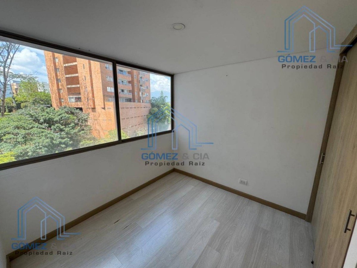 Apartamento en venta en Loma Del Esmeraldal, Envigado · foto 15 de 23