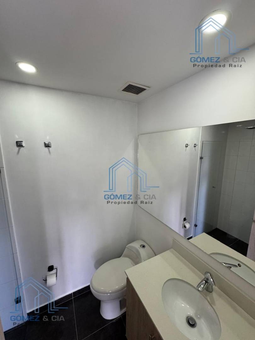 Apartamento en venta en Loma Del Esmeraldal, Envigado · foto 16 de 23