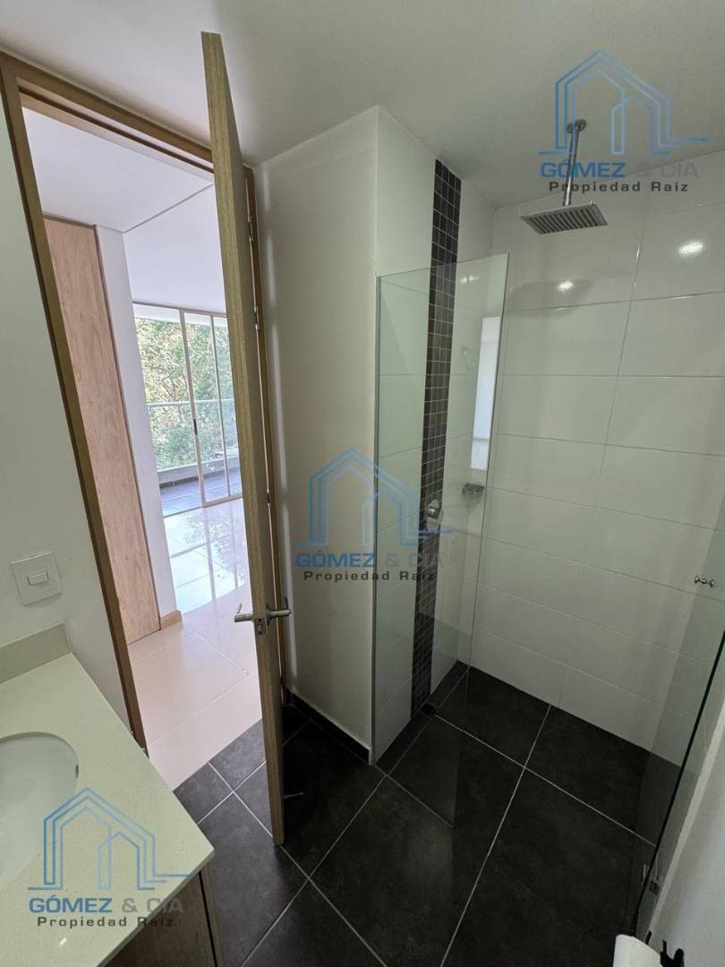 Apartamento en venta en Loma Del Esmeraldal, Envigado · foto 17 de 23