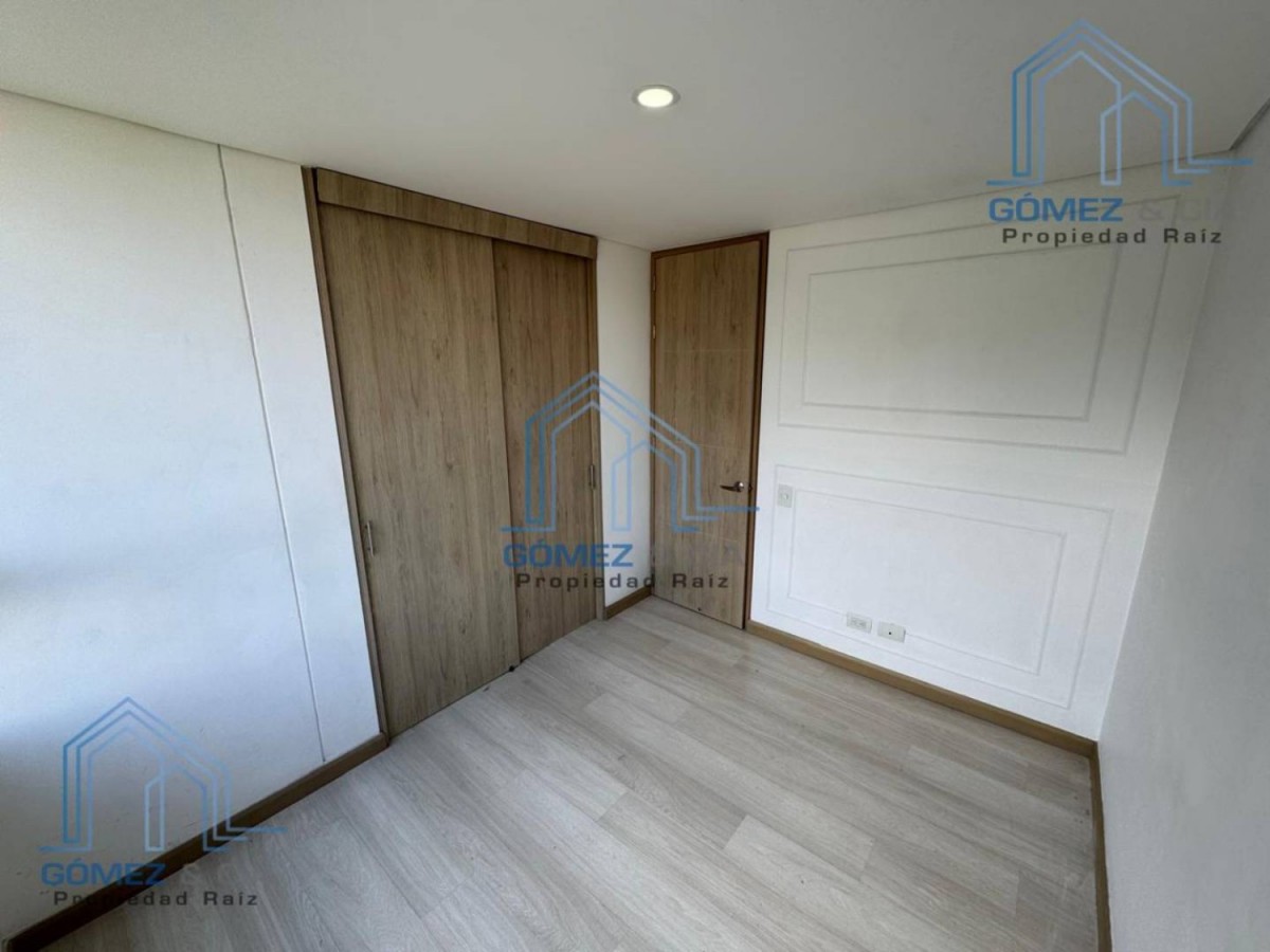 Apartamento en venta en Loma Del Esmeraldal, Envigado · foto 19 de 23