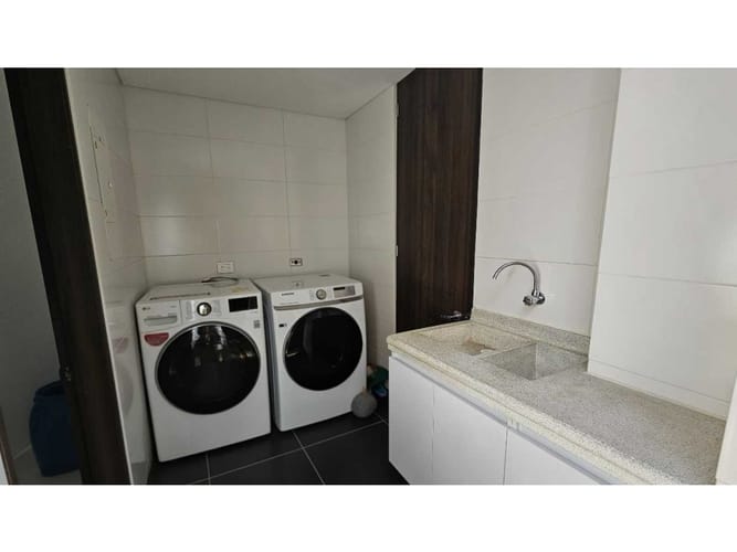 Casa de 4 alcobas en venta en Cc Fontanar, Chía, 224 m² · foto 22 de 24