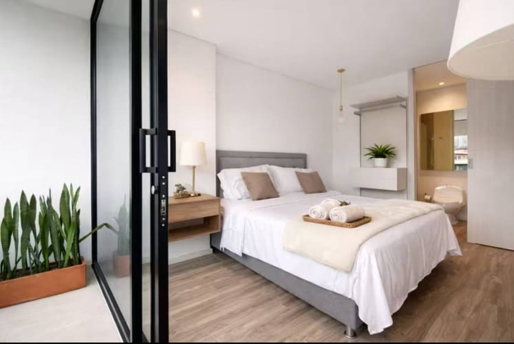 Apartamento de 2 alcobas en arriendo en El Poblado, Medellín, 87 m² · foto 8 de 24