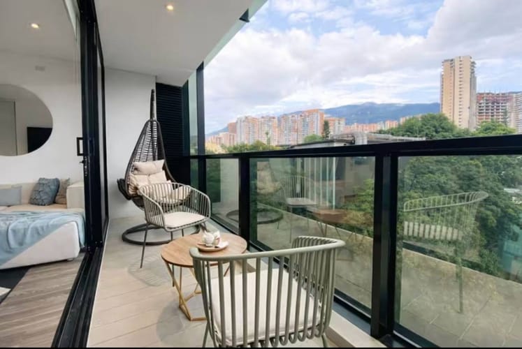 Apartamento de 2 alcobas en arriendo en El Poblado, Medellín, 87 m² · foto 21 de 24