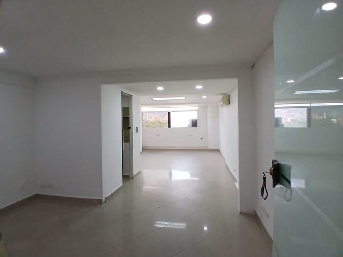 Oficina en venta en Laureles, Medellín, 30 m² · foto 4 de 7