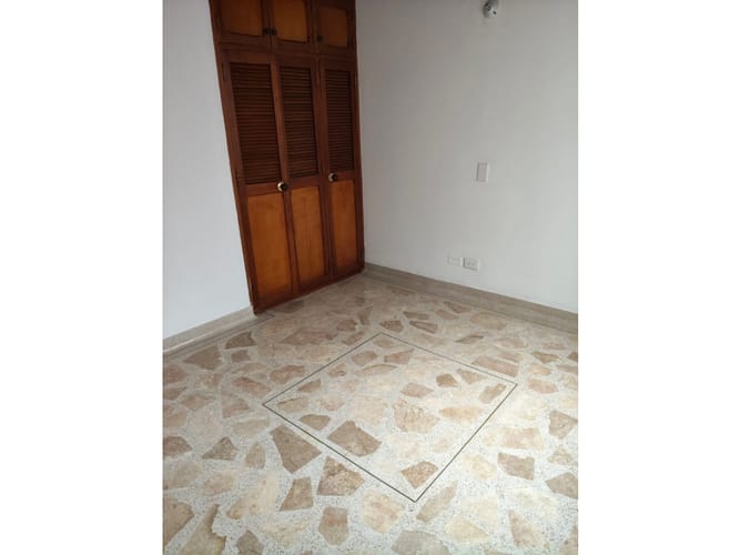 Apartamento de 4 alcobas en venta en Cabañas, Bello, 110 m² · foto 11 de 13
