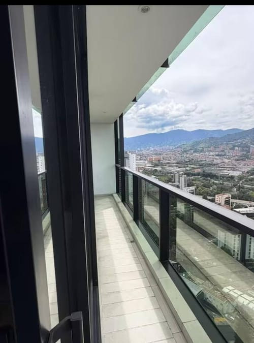 Apartamento de 1 alcoba en arriendo en El Poblado, Medellín, 70 m² · foto 12 de 23