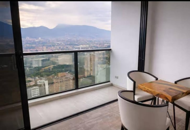 Apartamento de 1 alcoba en arriendo en El Poblado, Medellín, 70 m² · foto 13 de 23