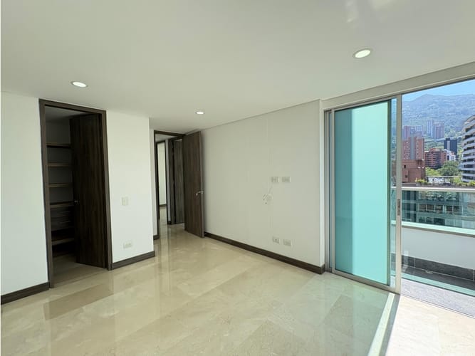 Apartamento de 3 alcobas en arriendo en La Florida, Medellín, 137 m² · foto 10 de 19