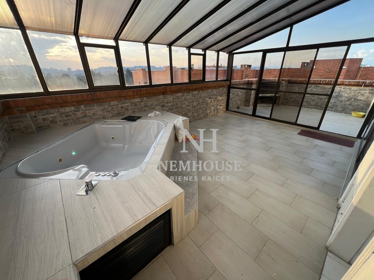 Apartamento en venta en Cedro Golf, Bogotá · foto 17 de 23
