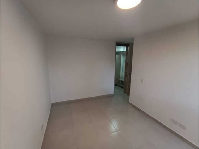 Apartamento de 2 alcobas en venta en Machado, Copacabana, 53 m² · foto 3 de 8