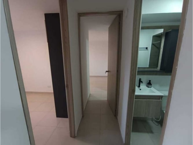 Apartamento de 2 alcobas en venta en Machado, Copacabana, 53 m² · foto 6 de 8