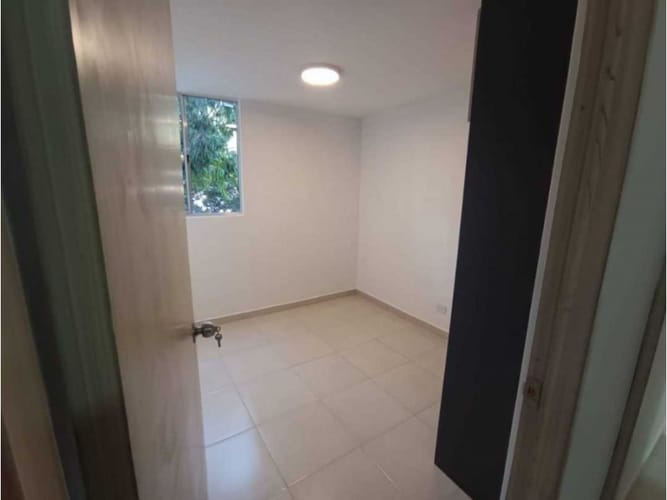 Apartamento de 2 alcobas en venta en Machado, Copacabana, 53 m² · foto 7 de 8
