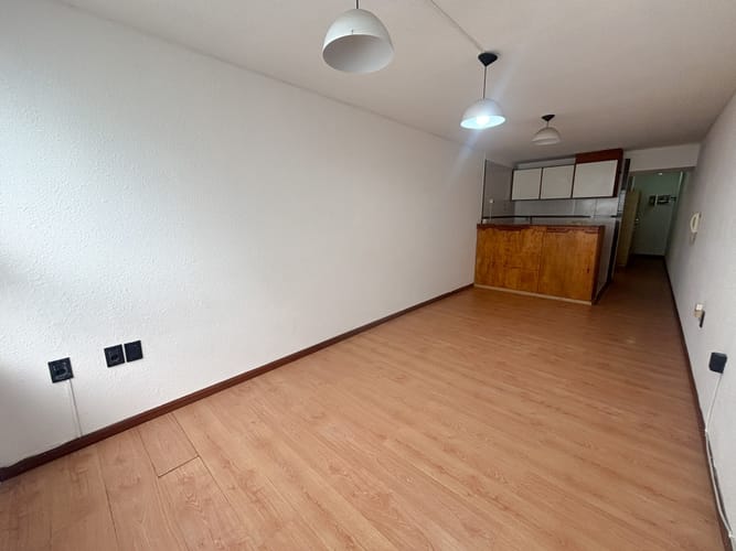 Monoambiente con garage en Cordón · Photo 3