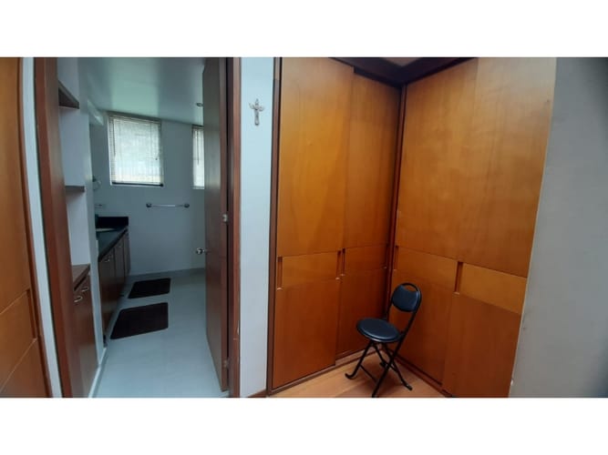 Casa de 4 alcobas en venta en Lindaraja, Bogotá, 300 m² · foto 19 de 24