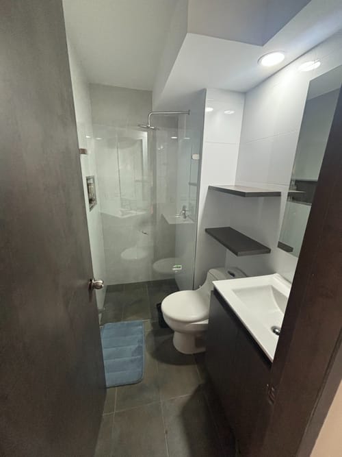 Apartamento de 1 alcoba en arriendo en Lagos De Cordoba, Bogotá, 40 m² · foto 2 de 10