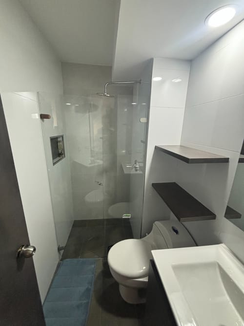 Apartamento de 1 alcoba en arriendo en Lagos De Cordoba, Bogotá, 40 m² · foto 3 de 10