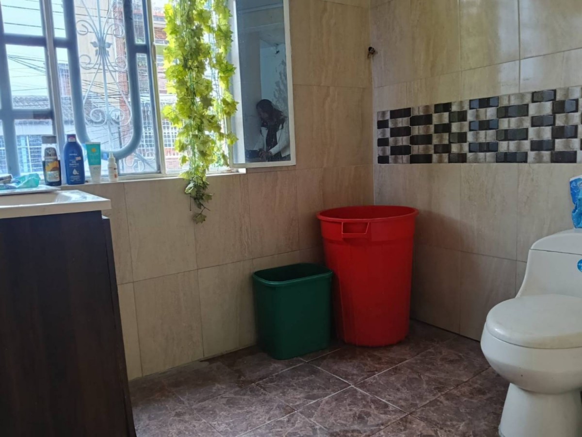 Casa en venta en Eduardo Santos, Bogotá · foto 4 de 17