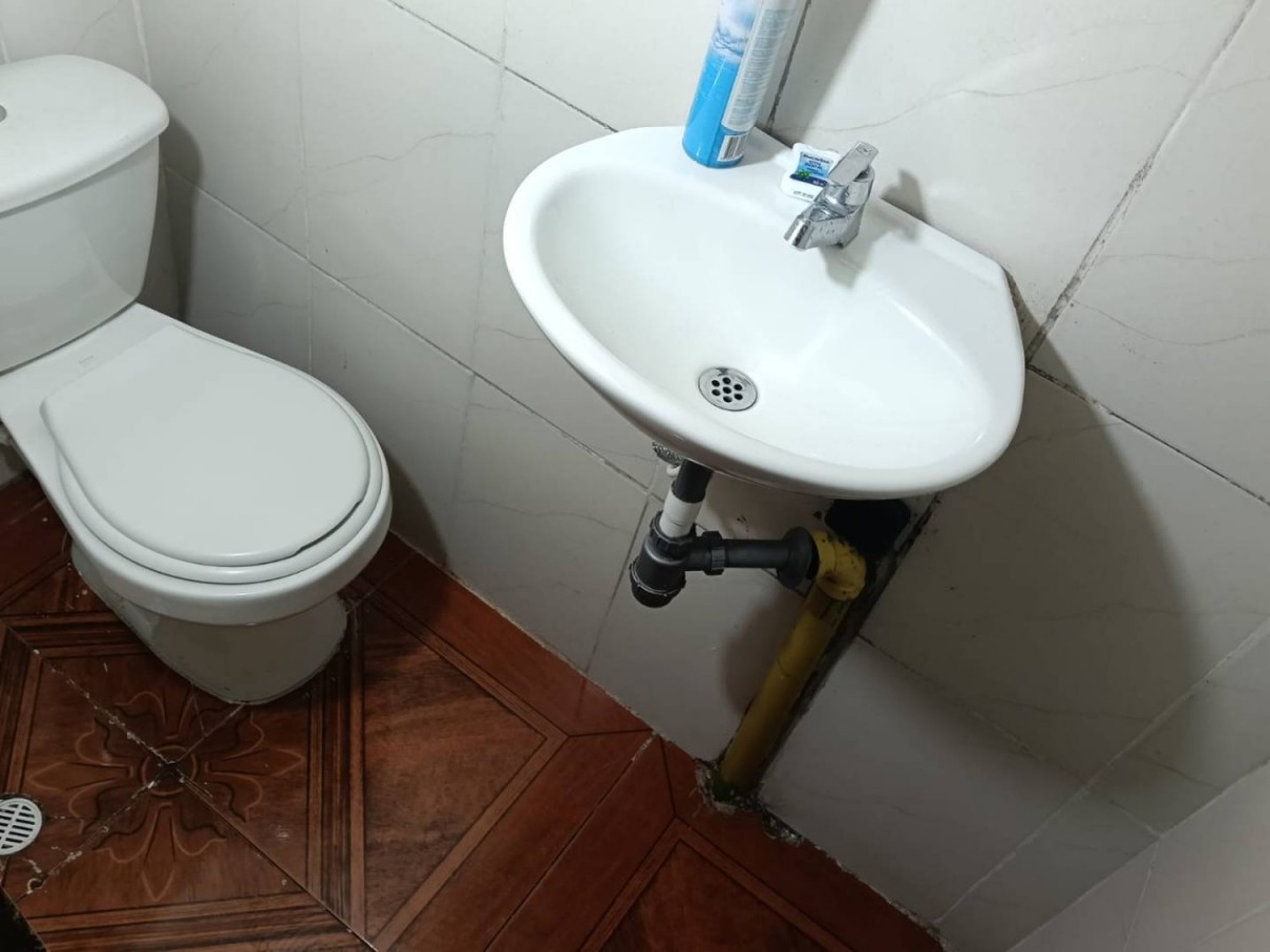 Casa en venta en Eduardo Santos, Bogotá · foto 8 de 17