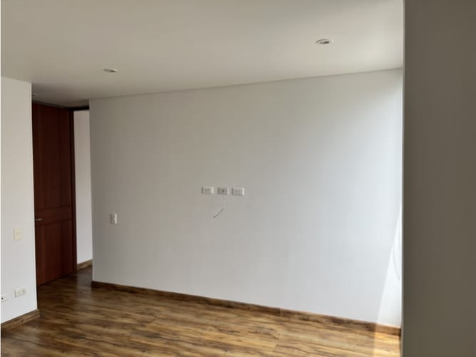 Apartamento de 3 alcobas en venta en Colina Campestre, Bogotá, 146 m² · foto 3 de 24
