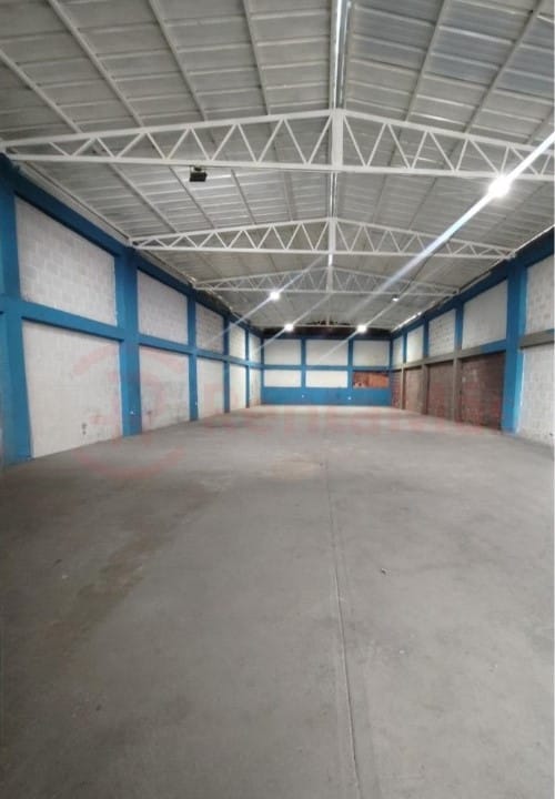 Bodega en arriendo en Bajo Pamplonita, Cúcuta, 300 m² · foto 2 de 7