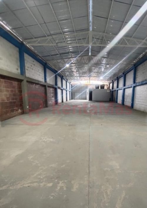 Bodega en arriendo en Bajo Pamplonita, Cúcuta, 300 m² · foto 4 de 7