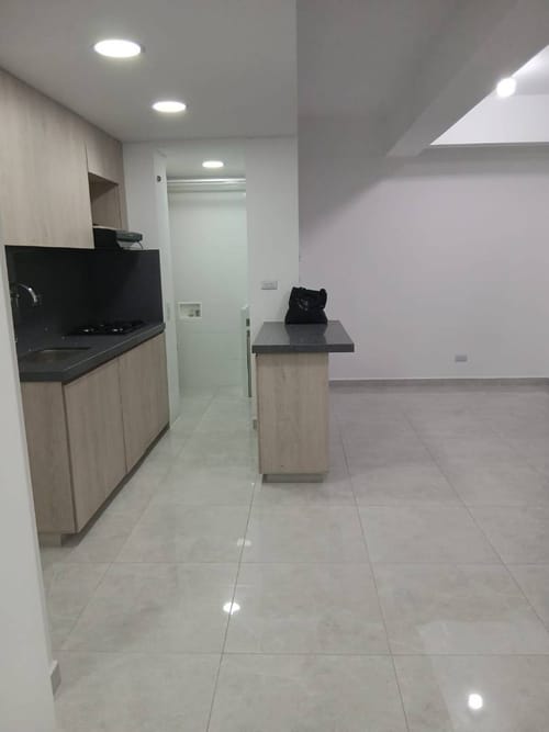 Apartamento de 2 alcobas en venta en El Porvenir, Rionegro, 60 m² · foto 2 de 20