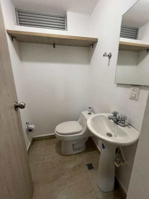 Oficina en arriendo en El Poblado, Medellín, 190 m² · foto 14 de 21