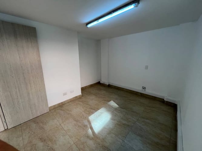 Oficina en arriendo en El Poblado, Medellín, 190 m² · foto 19 de 21
