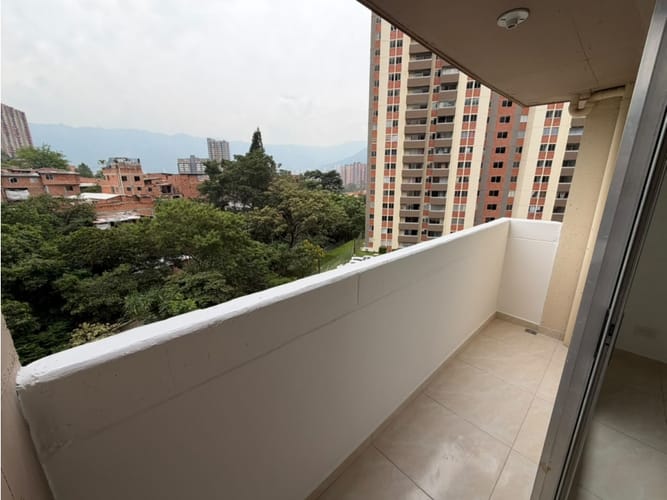 Apartamento de 3 alcobas en arriendo en Madera, Copacabana, 63 m² · foto 5 de 11