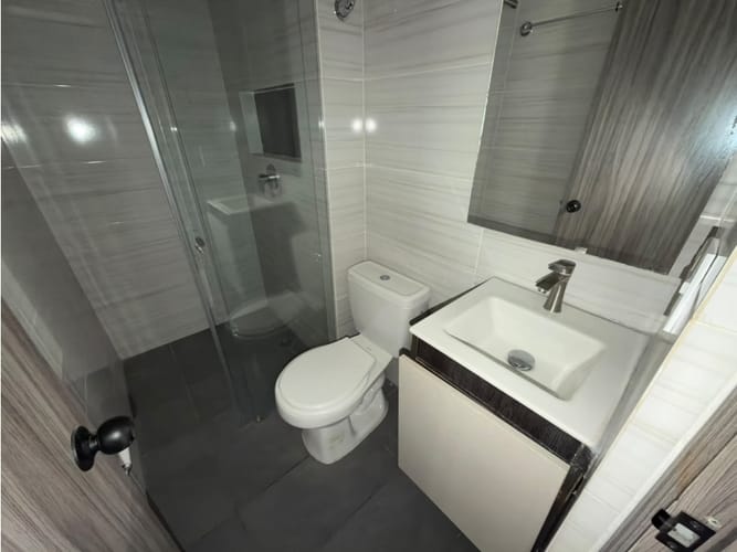 Apartamento de 3 alcobas en arriendo en Madera, Copacabana, 63 m² · foto 10 de 11
