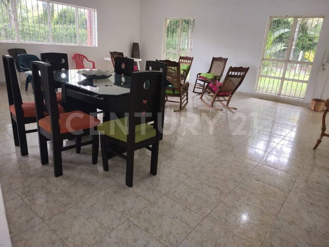 Casa de 4 alcobas en venta en Barcelona, Villavicencio, 300 m² · foto 4 de 18