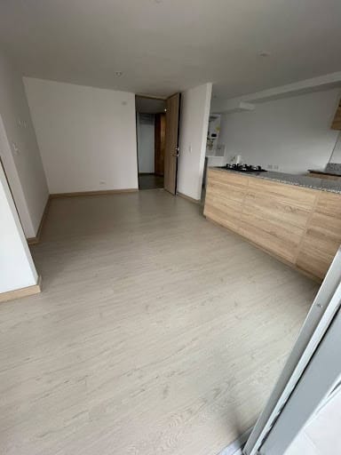 Apartamento de 2 alcobas en arriendo en Cordoba, Medellín, 70 m² · foto 6 de 14