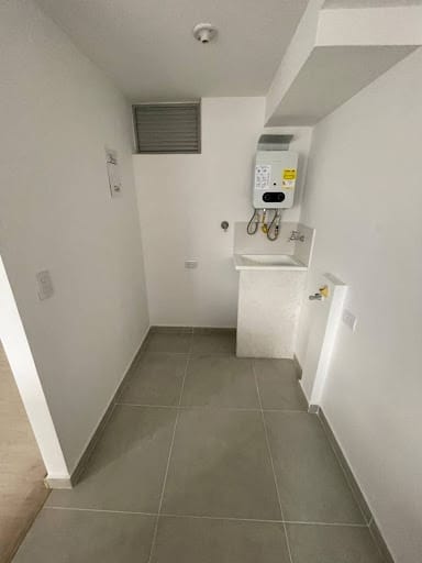 Apartamento de 2 alcobas en arriendo en Cordoba, Medellín, 70 m² · foto 11 de 14
