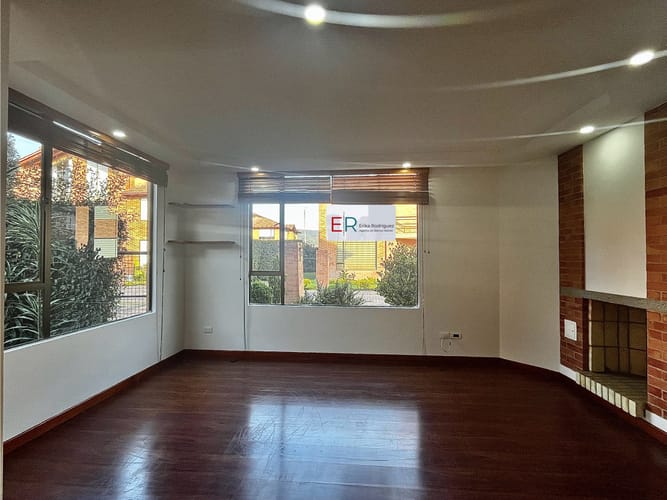 Casa de 4 alcobas en venta en Laura Vicuña, Chía, 207 m² · foto 3 de 24