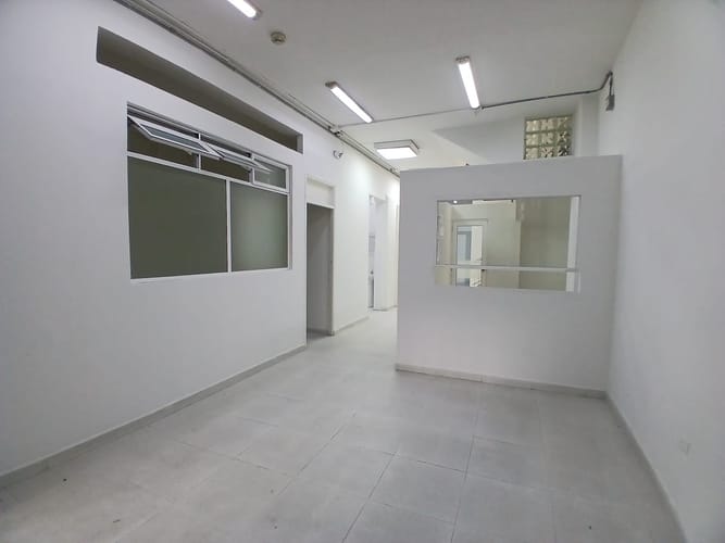 Local en arriendo en Boston, Medellín, 450 m² · foto 4 de 10