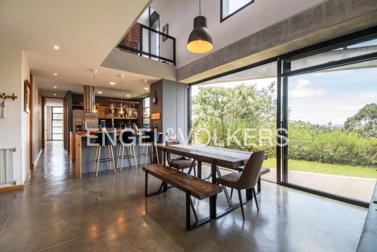 Casa en venta en Las Palmas, Envigado · foto 3 de 19