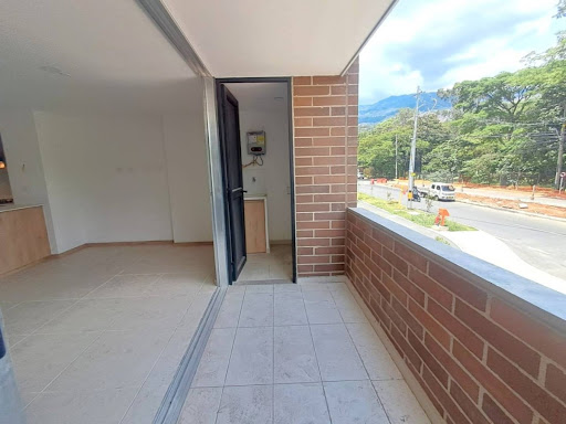 Apartamento en arriendo en San German, Medellín · foto 9 de 12