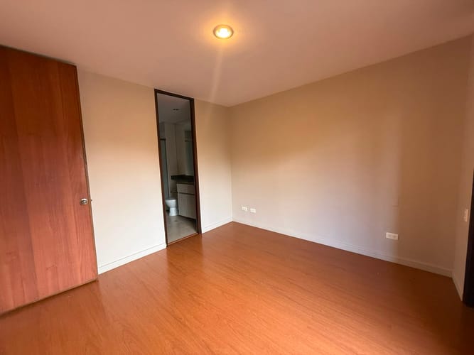 Apartamento de 2 alcobas en arriendo en Astorga, Medellín, 80 m² · foto 9 de 16