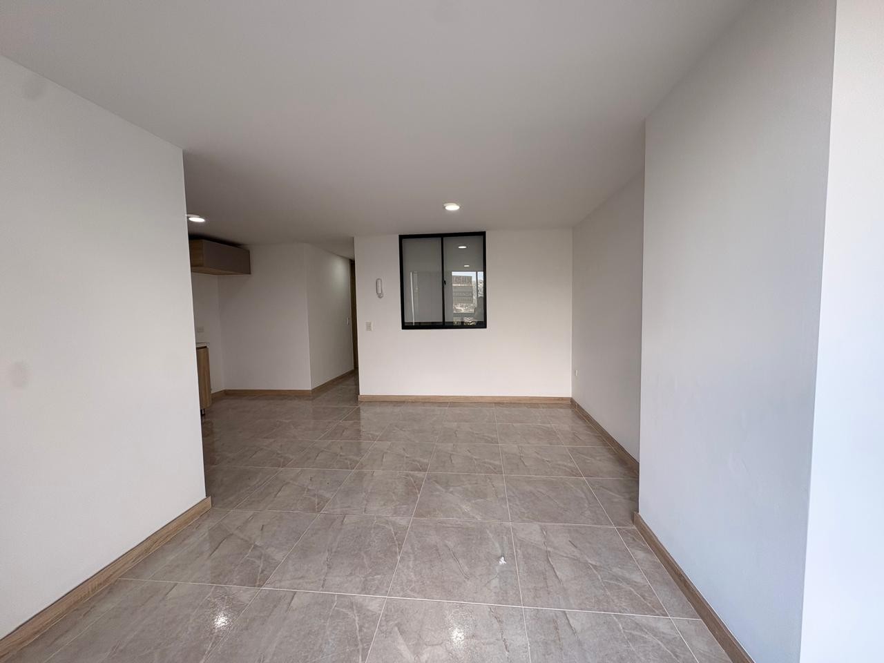 Apartamento en arriendo en Calle Larga, Sabaneta · foto 9 de 10