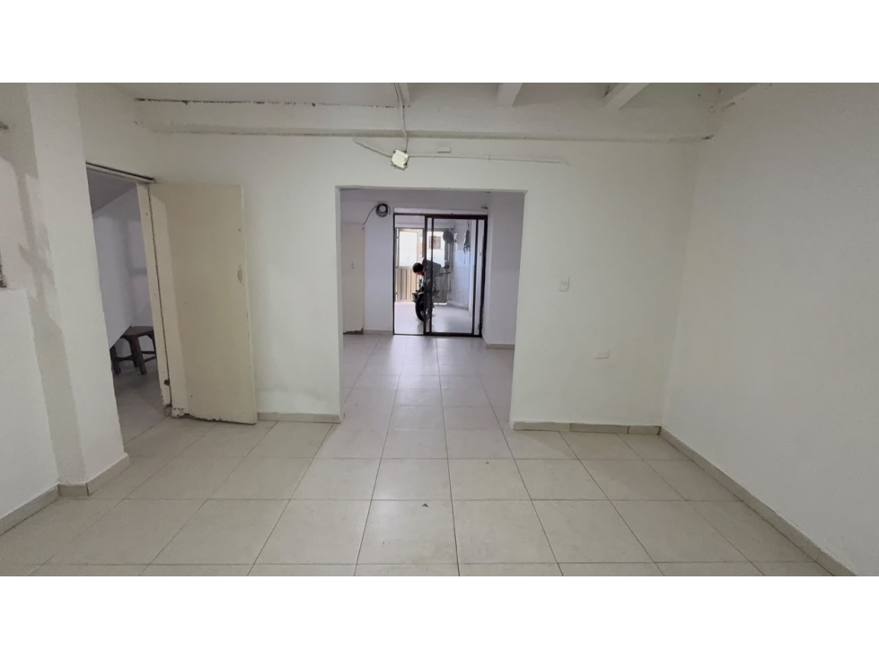 Casa en venta en San Jose De Fontibon, Bogotá · foto 8 de 24