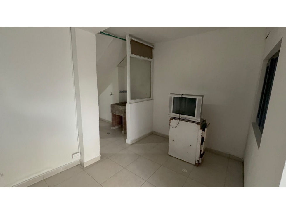 Casa en venta en San Jose De Fontibon, Bogotá · foto 12 de 24
