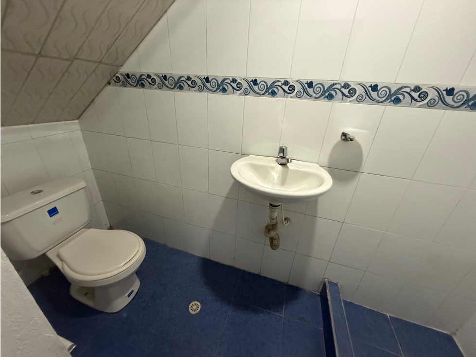 Casa en venta en San Jose De Fontibon, Bogotá · foto 16 de 24