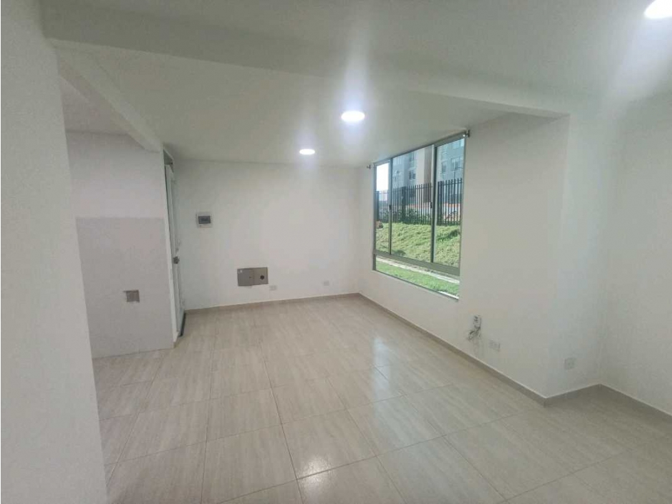 Apartamento en arriendo en Altamira, Barranquilla · foto 2 de 8