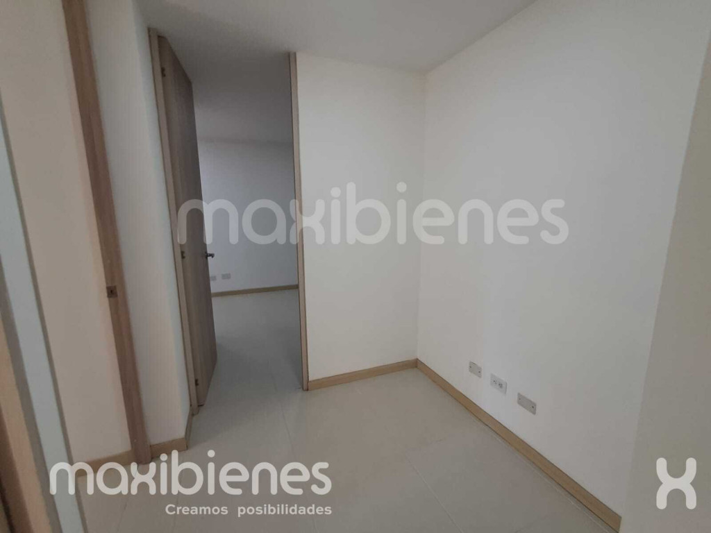 Apartamento en venta en Los Colores, Medellín · foto 10 de 20