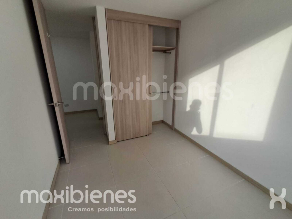 Apartamento en venta en Los Colores, Medellín · foto 13 de 20