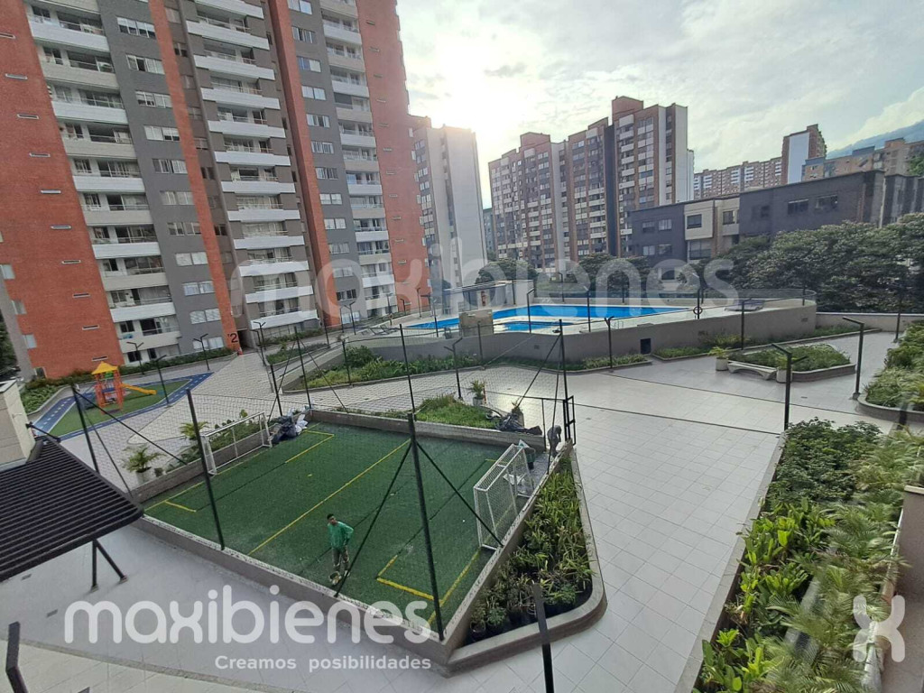Apartamento en venta en Los Colores, Medellín · foto 17 de 20