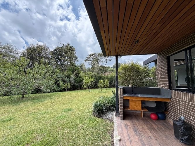 Finca en arriendo en El Tambo, La Ceja, 2500 m² · foto 4 de 24