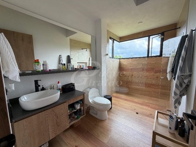 Finca en arriendo en El Tambo, La Ceja, 2500 m² · foto 14 de 24